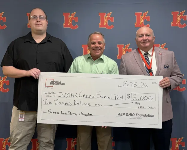 AEP Ohio Grant helps fill Indian Creek school pantries